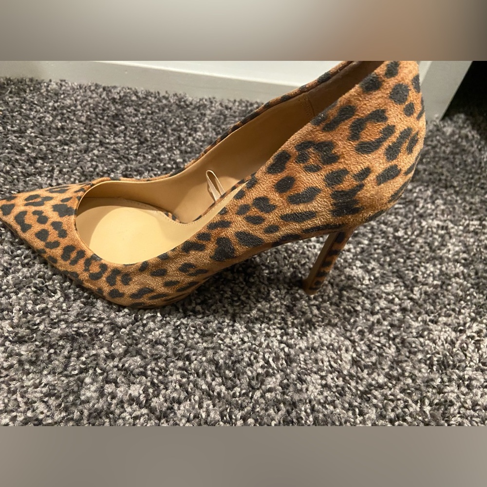 Express Leopard Print Heels. Size 7. Worn Once. - image 4